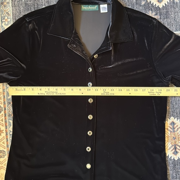 Harve Benard Women’s Black Velvet Button-Down Long Sleeve Blouse Size Large - Picture 9 of 11